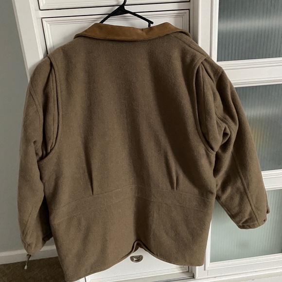 Men’s Woolrich Coat - Picture 3 of 8